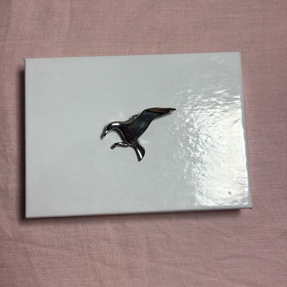 Vintage Silver Toned Seagull Pin Brooch